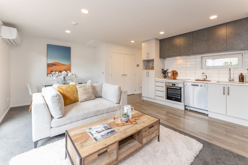 3/6 Feilding Street, Addington, Christchurch - Carousel 2