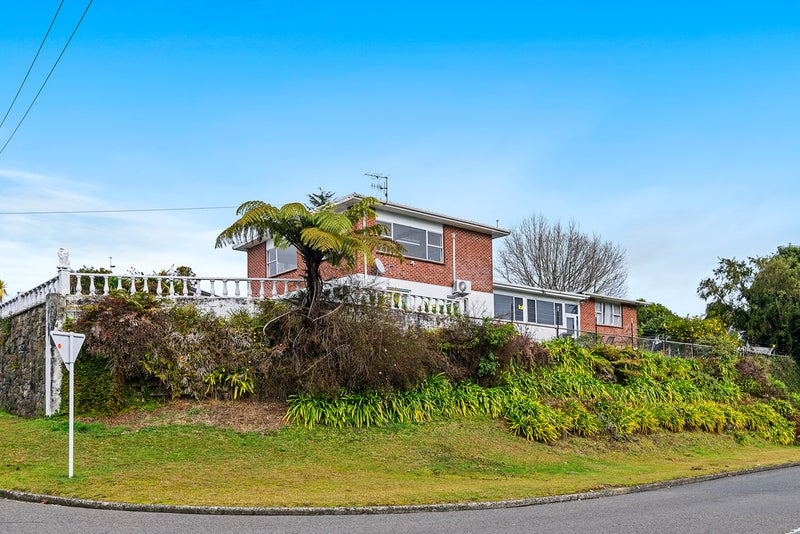 1 Tudor Place, Koutu, Rotorua - Carousel 1