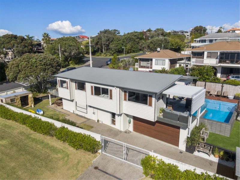 28 Rothesay Bay Road, Rothesay Bay, Auckland  - Carousel 2