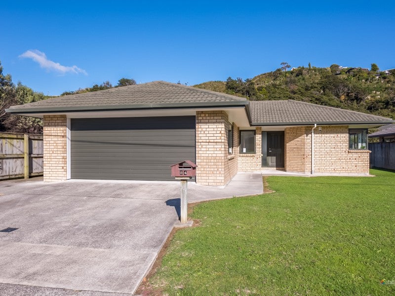 24 Pinehill Crescent, Trentham, Upper Hutt - Carousel 21