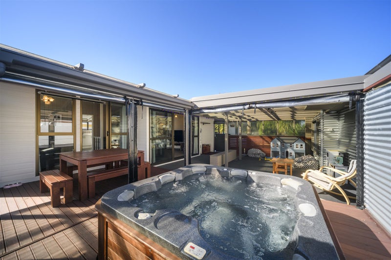 6 Chadwick Place, Highbury, Palmerston North - Carousel 2