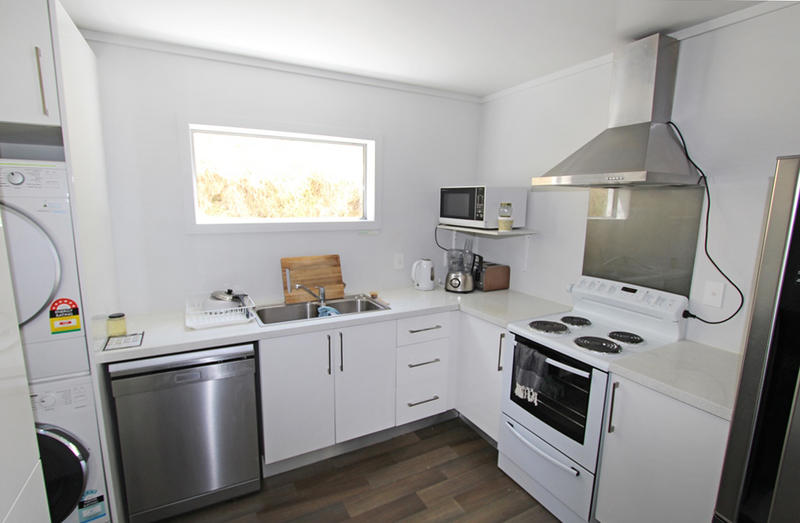 106C Queen Street, North Dunedin, Dunedin - Carousel 2