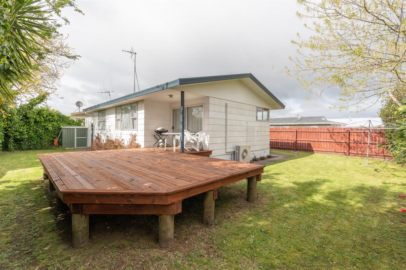 6B Breckons Avenue, Nawton, Hamilton - Carousel 1
