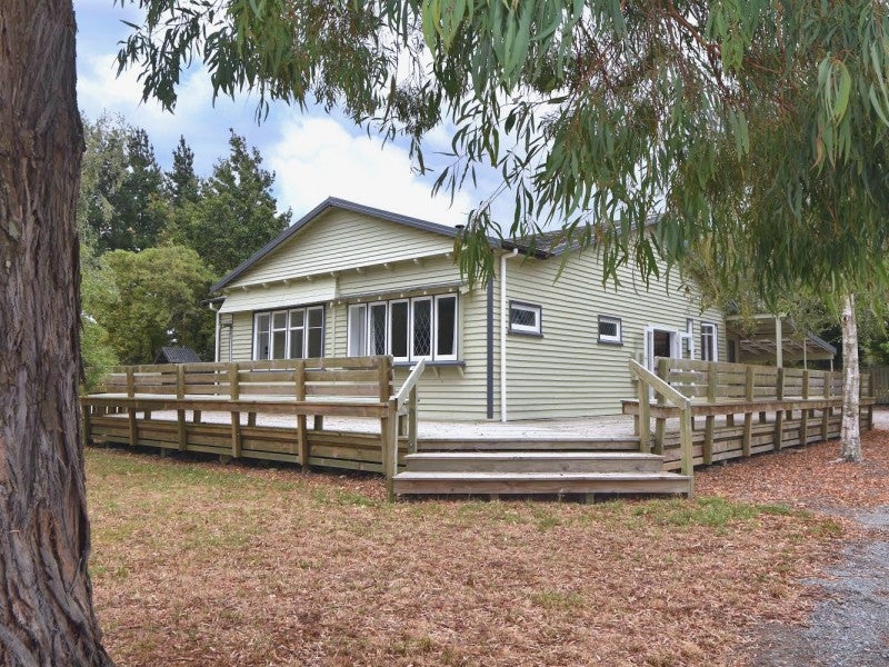 1923 State Highway 2, Greytown - Carousel 1
