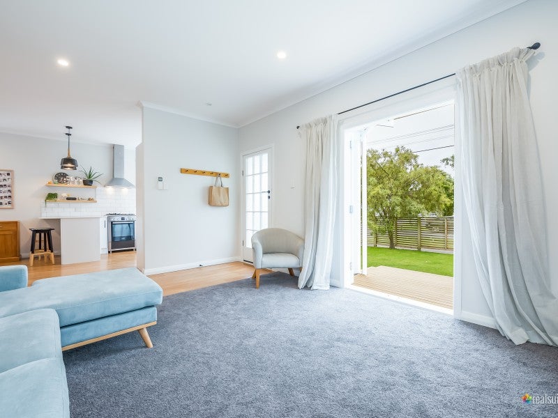 1/46 Norton Park Avenue, Fairfield, Lower Hutt - Carousel 2