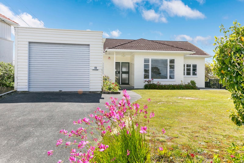 31 Amritsar Street, Khandallah, Wellington - Carousel 1