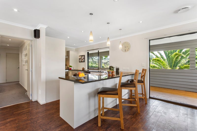 12A Pendlebury Street, Green Bay, Auckland - Carousel 26