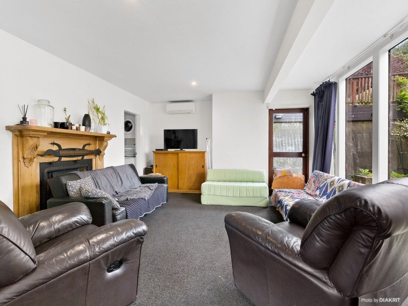 332C The Terrace, Te Aro, Wellington - Carousel 1