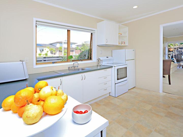 1/18 Fratley Avenue, Farm Cove, Auckland - Carousel 5