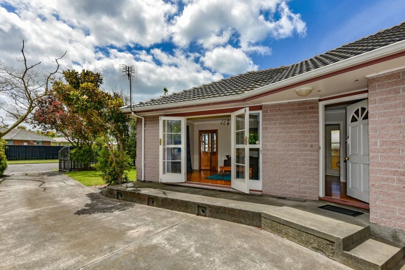 14 Besant Place, Avondale, Christchurch - Carousel 2