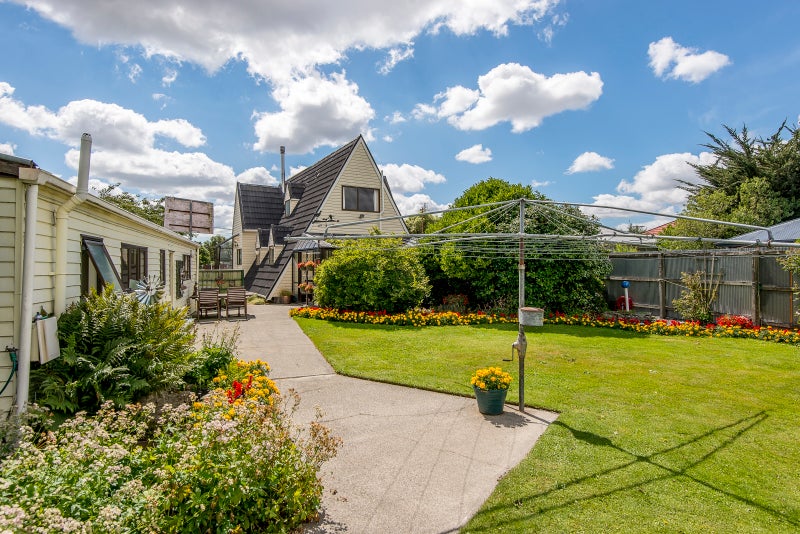 11 Finsbury Street, Islington, Christchurch - Carousel 2