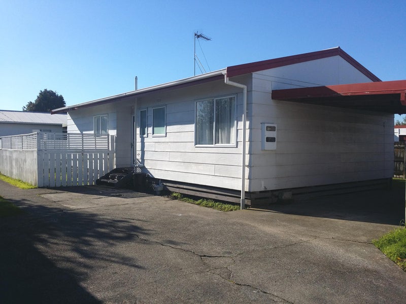 64A Bandon Street, Frankton, Hamilton - Carousel 1
