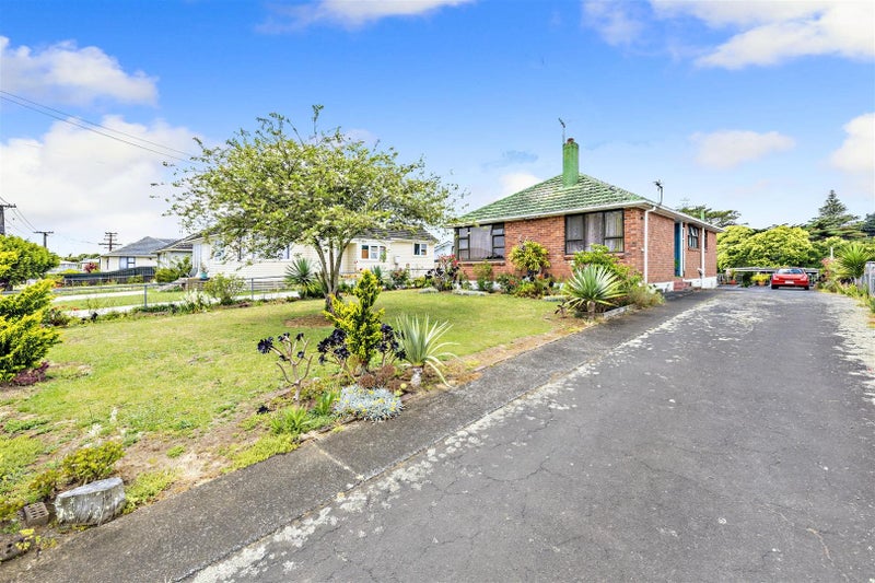 14 Firth Crescent, Otara, Auckland - Carousel 2