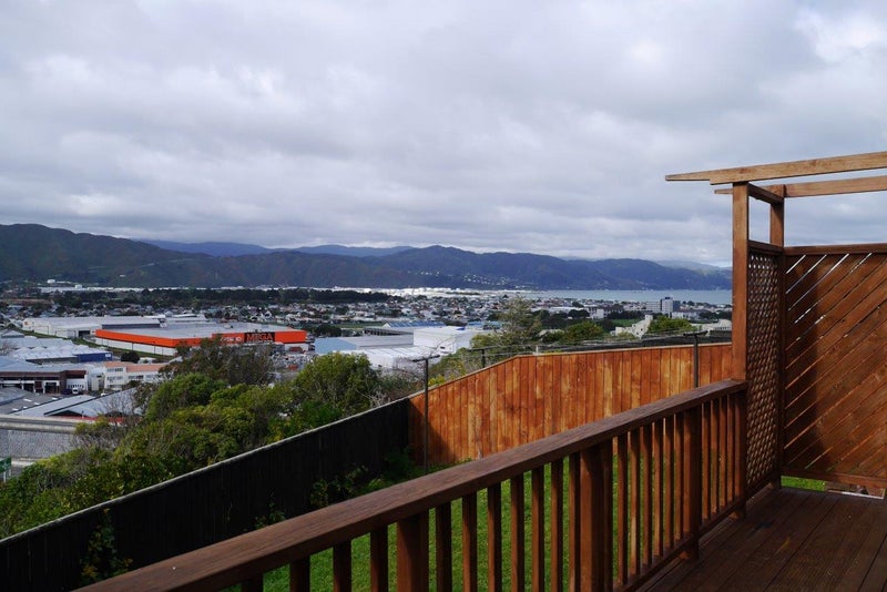 1/22 Dowse Drive, Maungaraki, Lower Hutt - Carousel 2