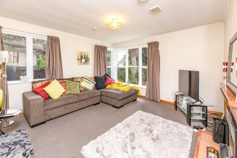 8 Westcott Street, Dallington, Christchurch - Carousel 2