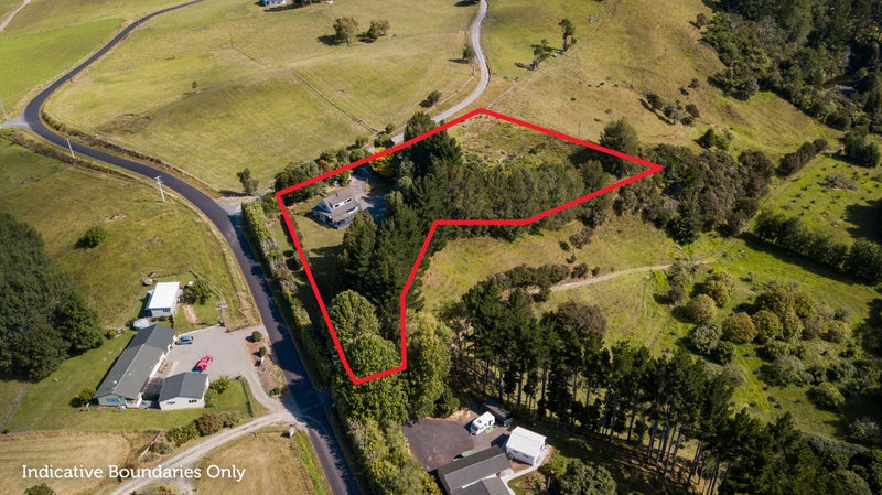 530 Wright Road, Katikati - Carousel 2