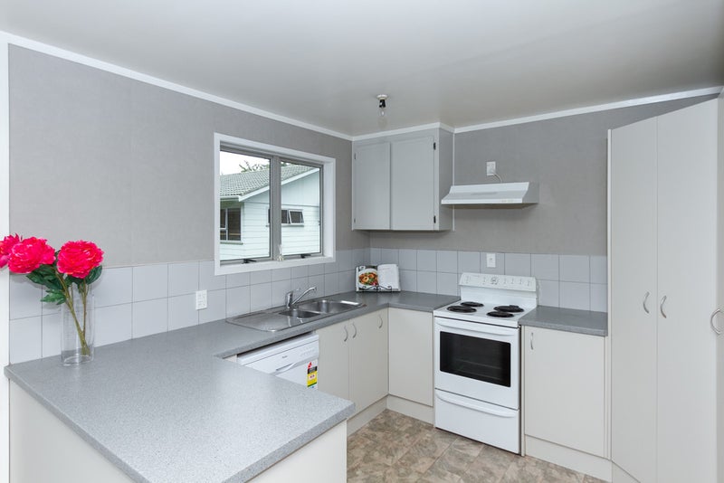 3 Silverdale Road, Silverdale, Hamilton - Carousel 2