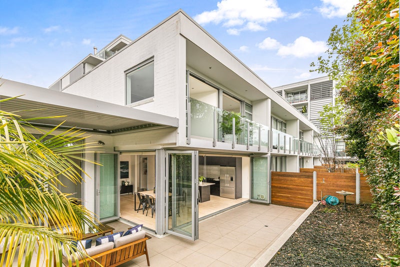 104/19 Surrey Crescent, Grey Lynn, Auckland - Carousel 1