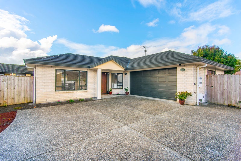 2/5 Nephin Place, East Tamaki Heights, Auckland - Carousel 1