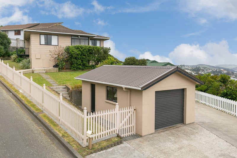 24 Bandipur Terrace, Broadmeadows, Wellington - Carousel 1