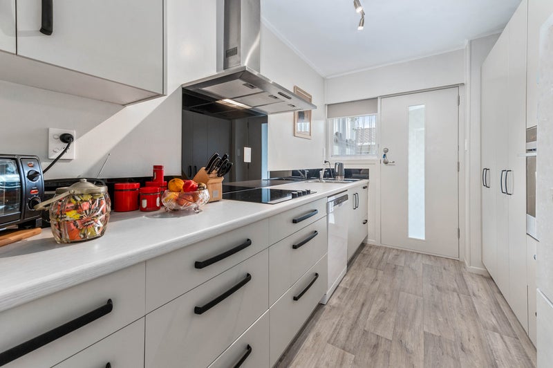 14C York Street, Glenholme, Rotorua - Carousel 1