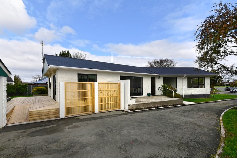 10 Coronado Place, Broomfield, Christchurch - Carousel 2