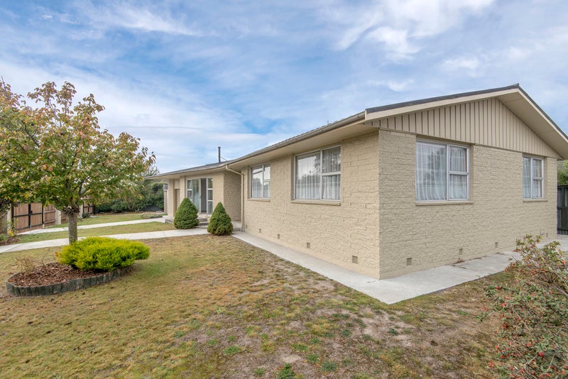2 Clarevale Street, Burwood, Christchurch - Carousel 1