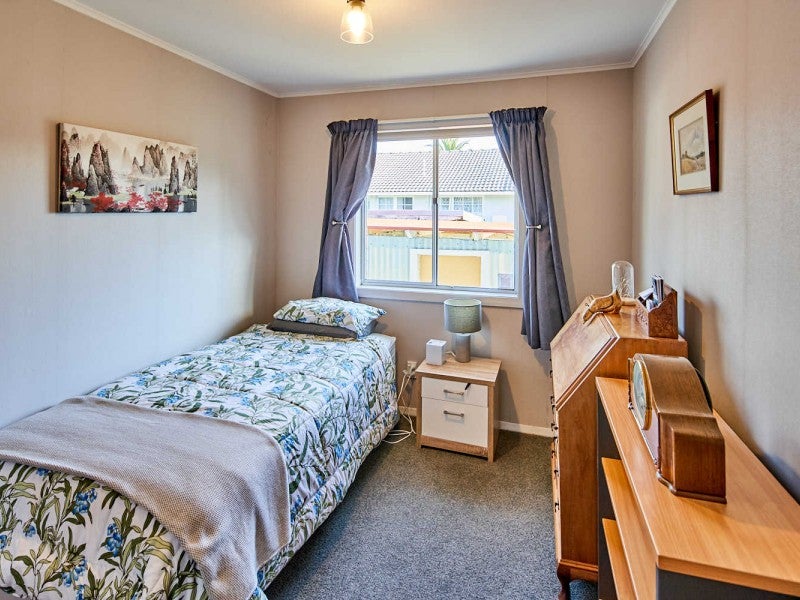 1/24 Merton Street, Trentham, Upper Hutt - Carousel 10