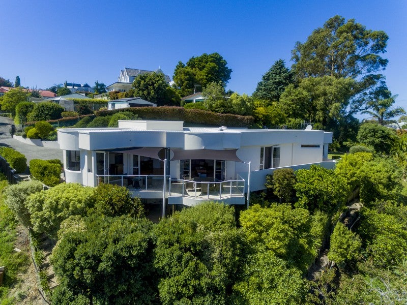 6 Roslyn Road, Bluff Hill, Napier - Carousel 1