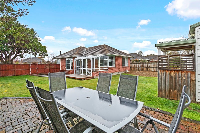 5 Geelong Place, Burnside, Christchurch - Carousel 2