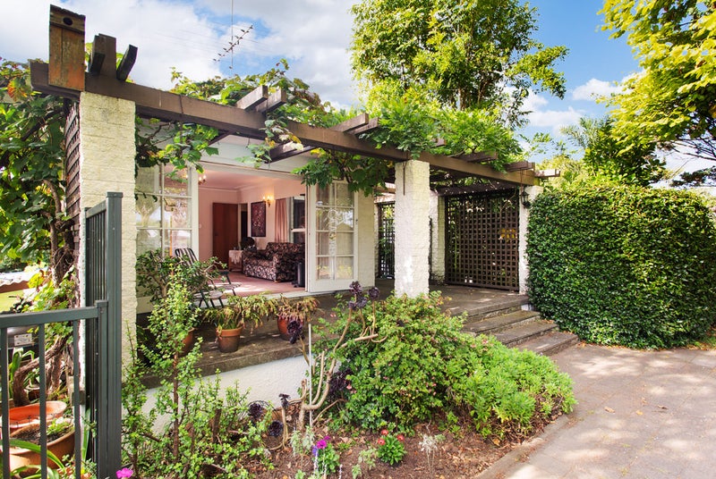 19 Winslow Heights, Pahurehure, Papakura - Carousel 2