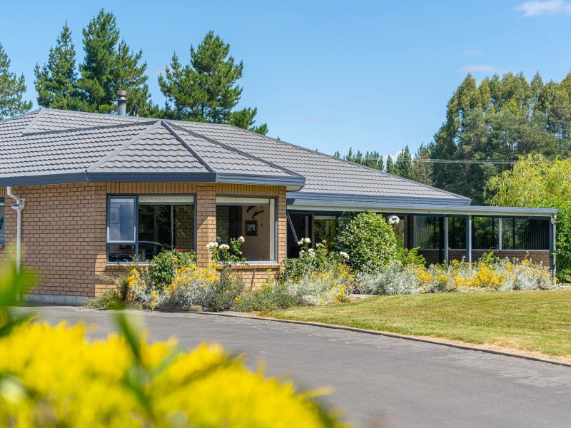 148 Willow Park Drive, Masterton - Carousel 2