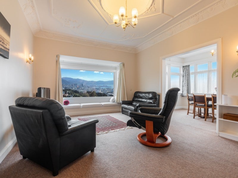 5 Connaught Terrace, Brooklyn, Wellington - Carousel 2