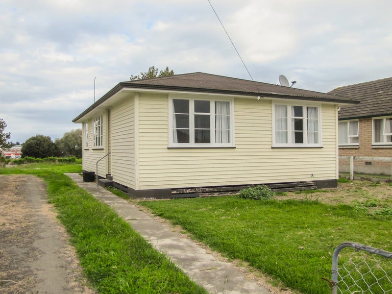 11 Munro Street, Elgin, Gisborne - Carousel 1