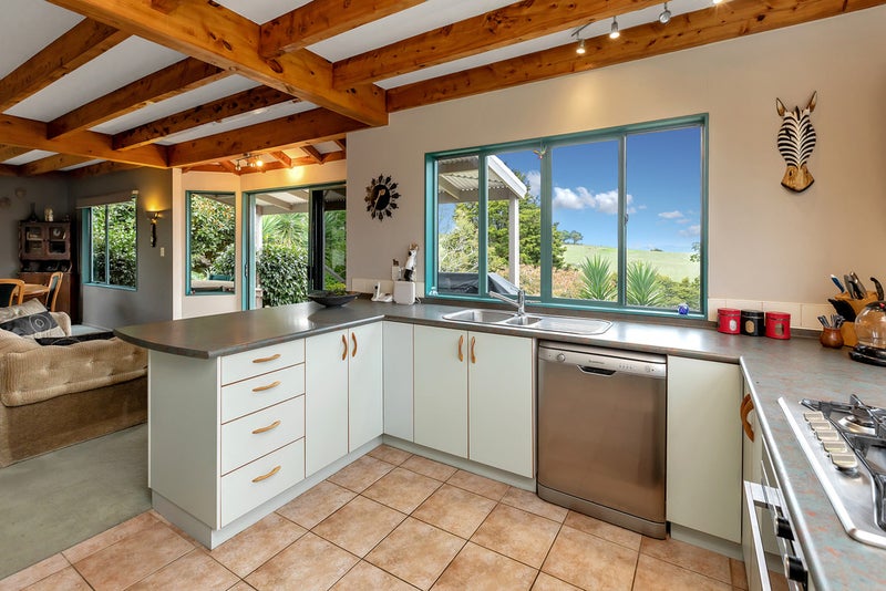 94 Tudehope Road, Kamo - Carousel 26