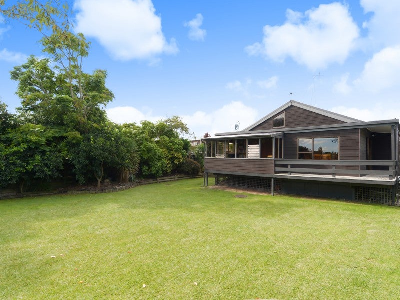 22 McMeekan Avenue, Chartwell, Hamilton - Carousel 2