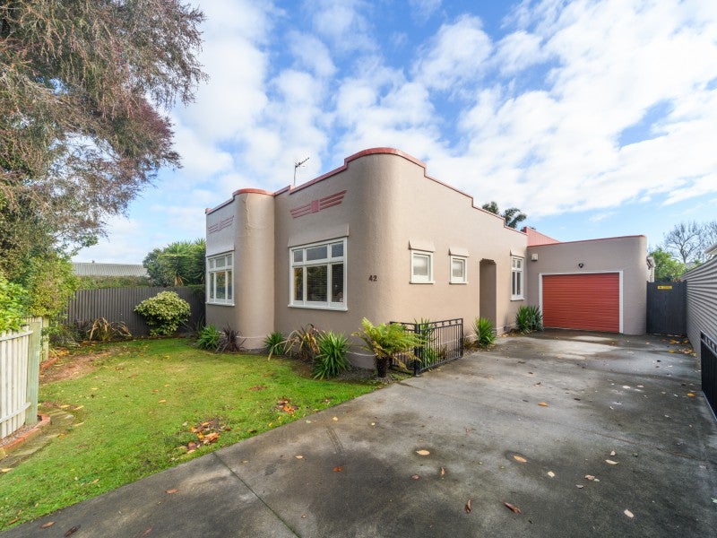 42 Havill Street, Takaro, Palmerston North - Carousel 1