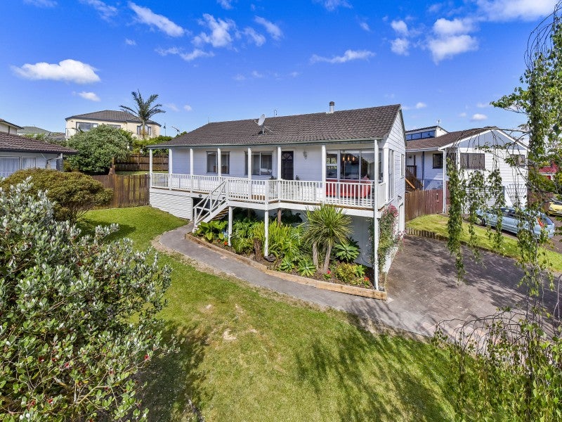 155 Ransom Smyth Drive, Goodwood Heights, Auckland - Carousel 1