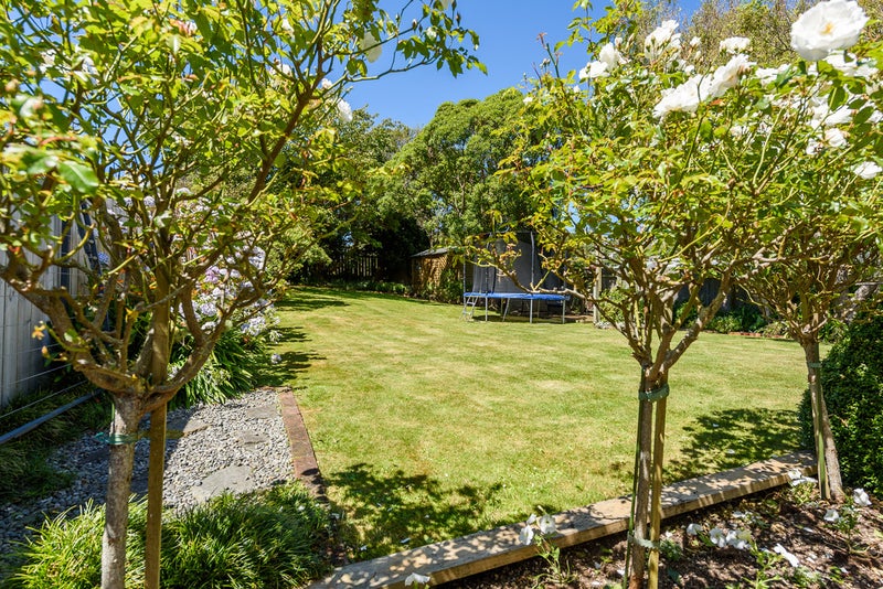 2 Ngata Street, Ngaio, Wellington - Carousel 26