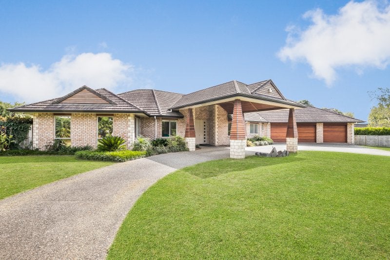 1 Glencairn Place, Buckland, Pukekohe - Carousel 1