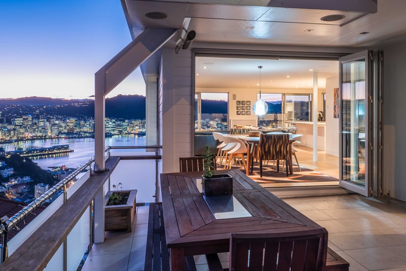 40 Palliser Road, Roseneath, Wellington - Carousel 1