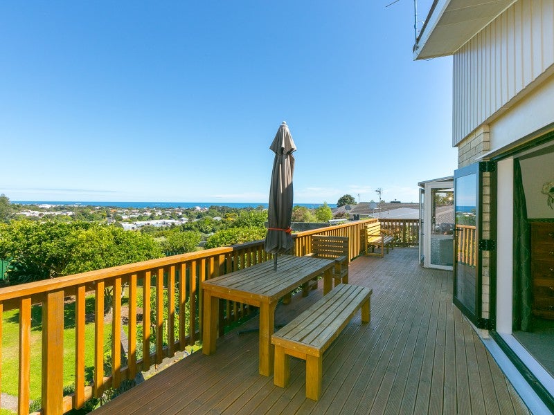 86 Queens Road, Glen Avon, New Plymouth - Carousel 1