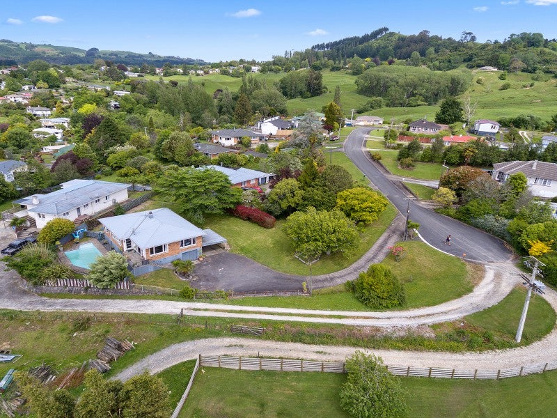 14 Henderson Street, Te Kuiti - Carousel 23