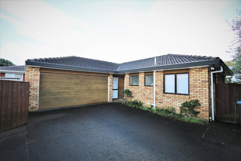 2/4 Ambury Avenue, Royal Oak, Auckland - Carousel 1