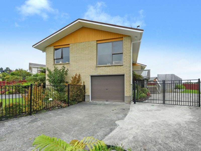 30 Seymour Grove, Kingsley Heights, Upper Hutt - Carousel 20