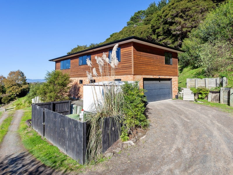 50 Manawahe Road, Matata, Whakatane - Carousel 1