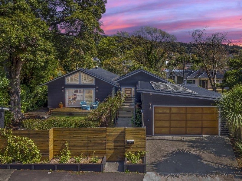 54 Whitemans Road, Silverstream, Upper Hutt - Carousel 1