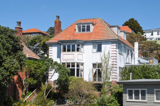 9 Easdale Street, Kelburn, Wellington - Carousel 1