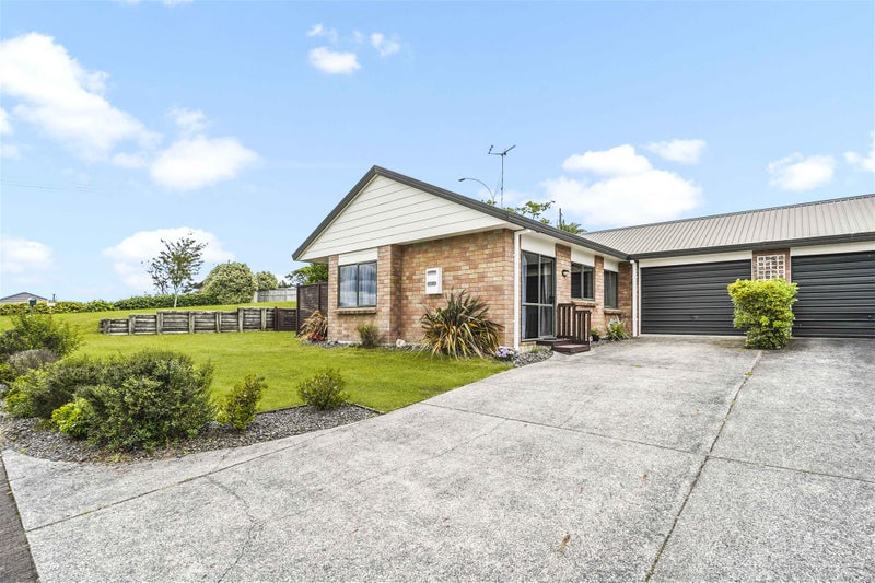 70 Brymer Road, Grandview Heights, Hamilton - Carousel 1