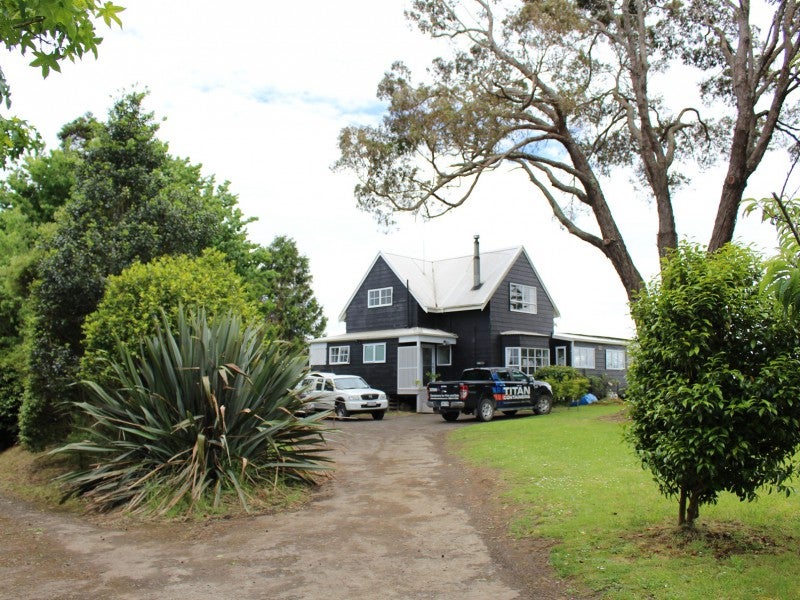 1322 Glenbrook Road, Waiuku - Carousel 18